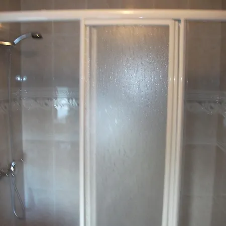 בית הארחה Oasis פראגה